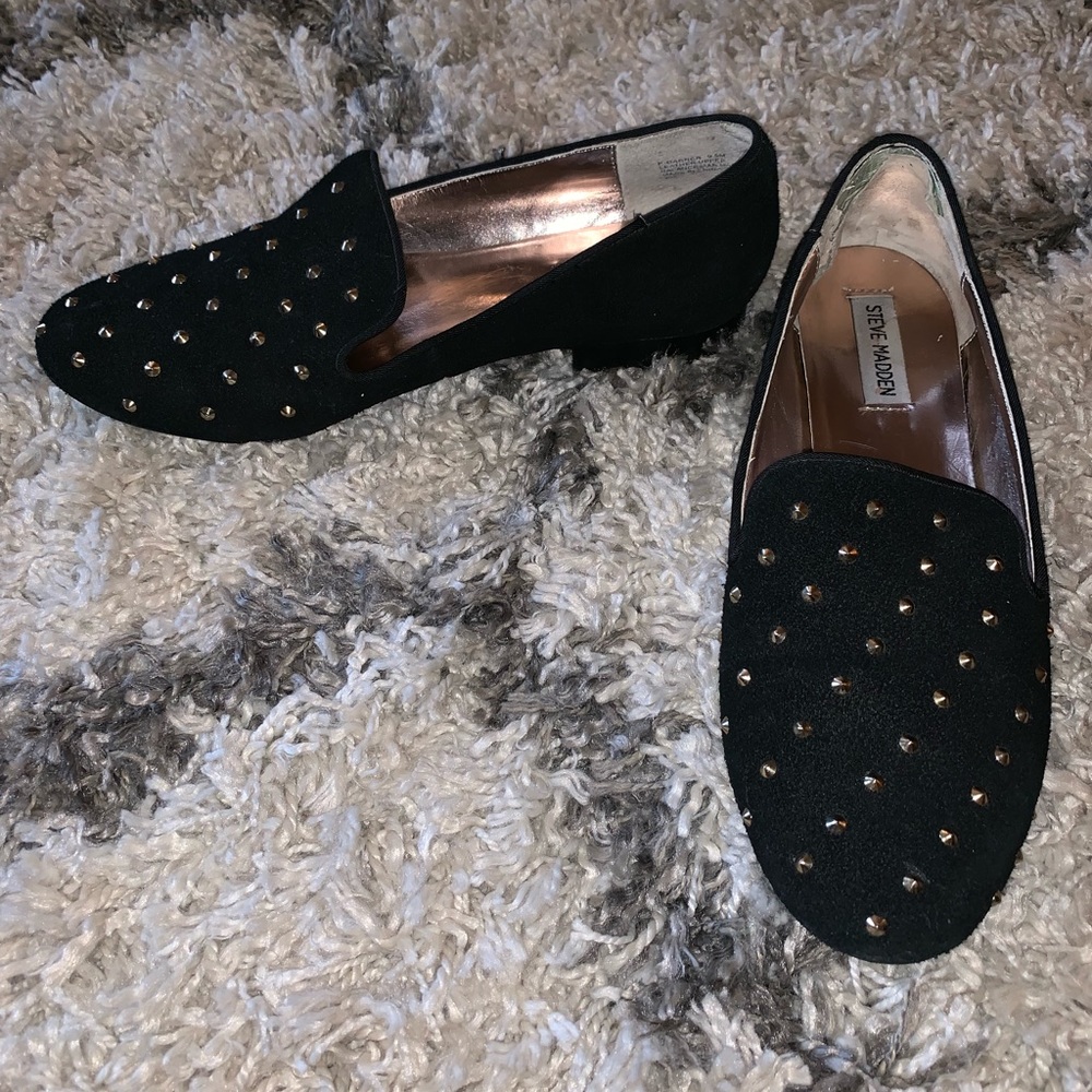 Black studded Steve Madden loafers size 9.5